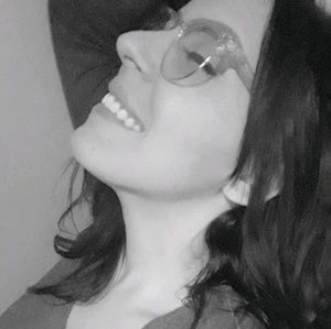 Meet your Posher, Deeanna